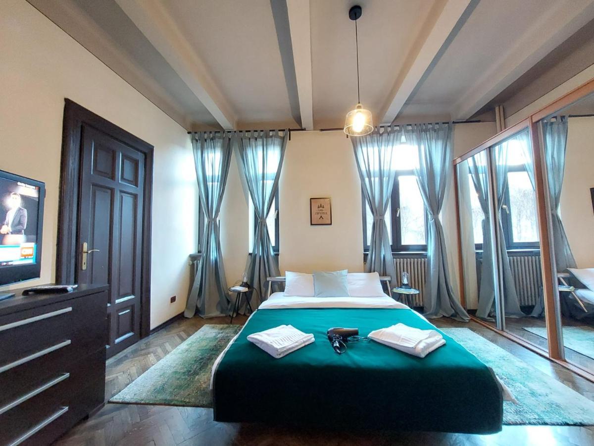 Sweet Dreams Suites Piata Romana Бухарест Экстерьер фото