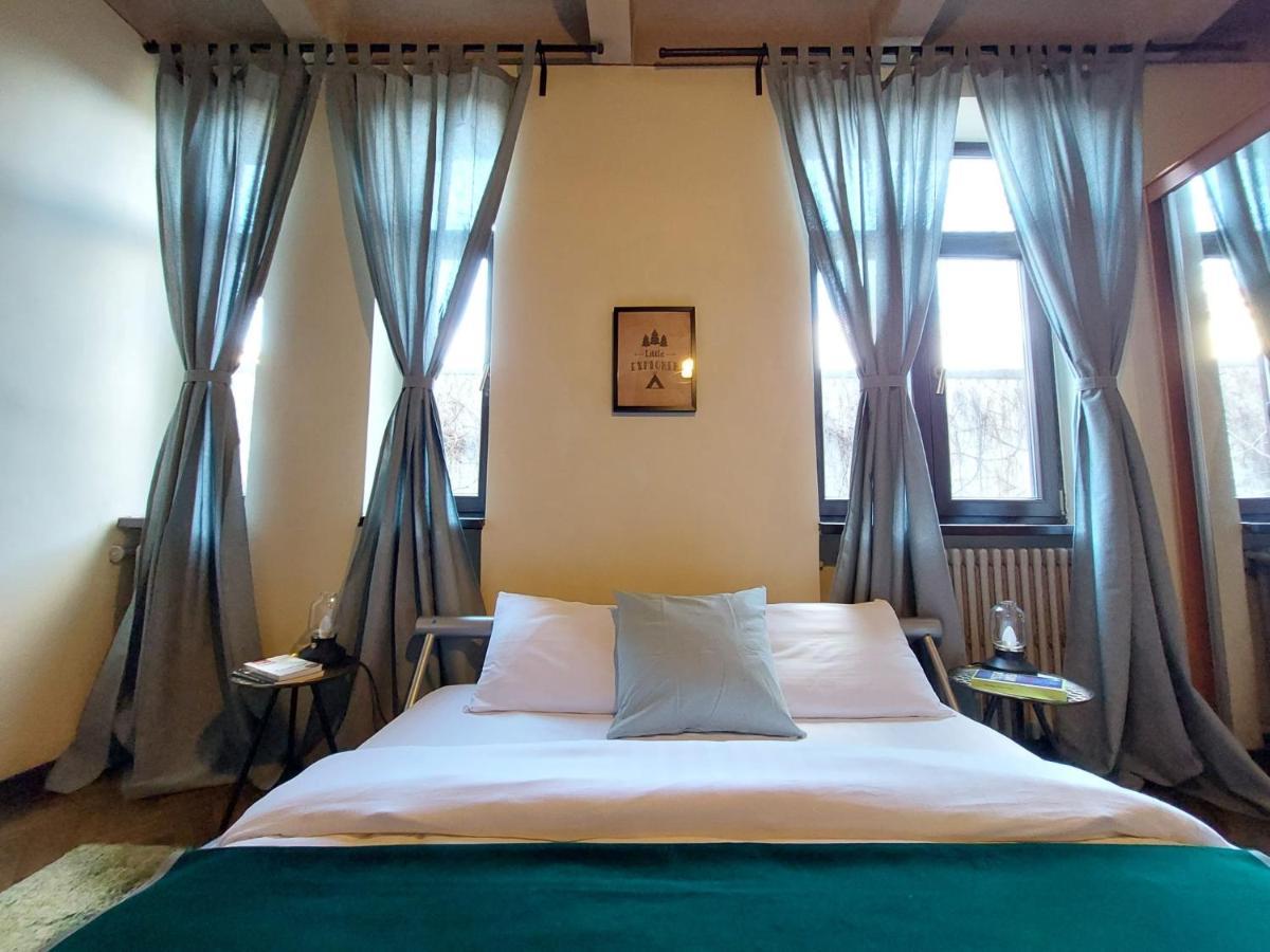 Sweet Dreams Suites Piata Romana Бухарест Экстерьер фото